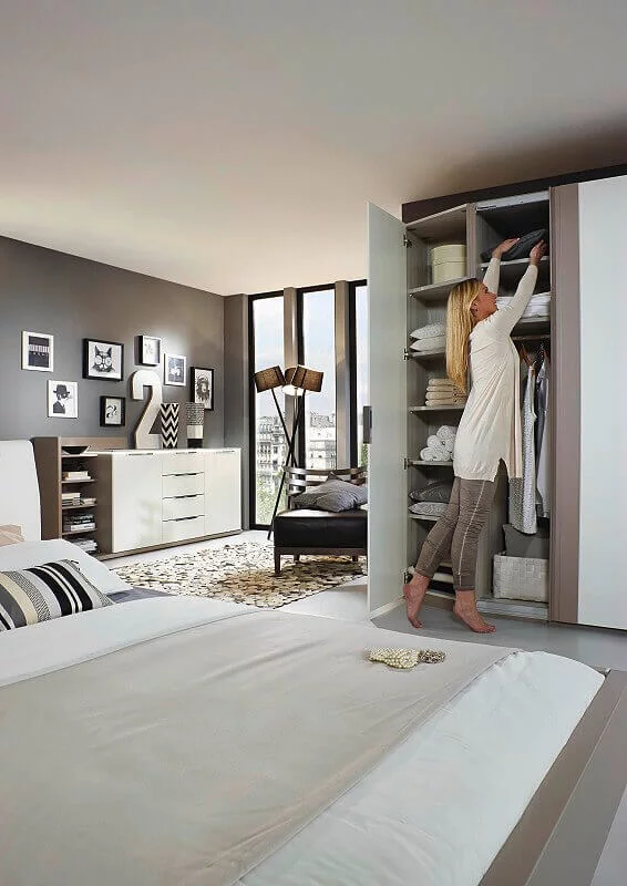 Steffen Schlafzimmer - Kleiderschrank 20up